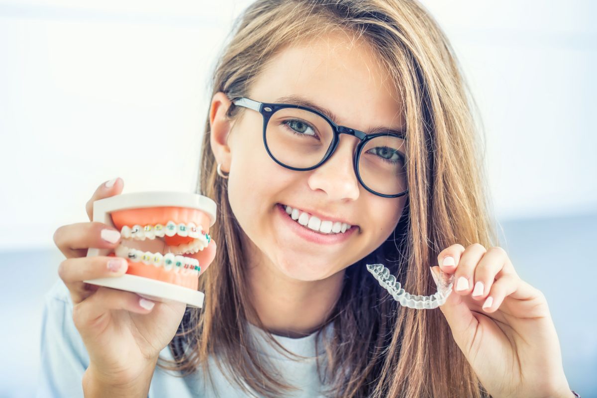 Braces Or Invisalign: Which One Is Right For Me?